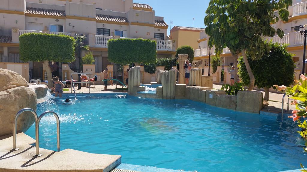 오리후엘라 Oriheula Costa Cabo Roig 6 빌라 외부 사진