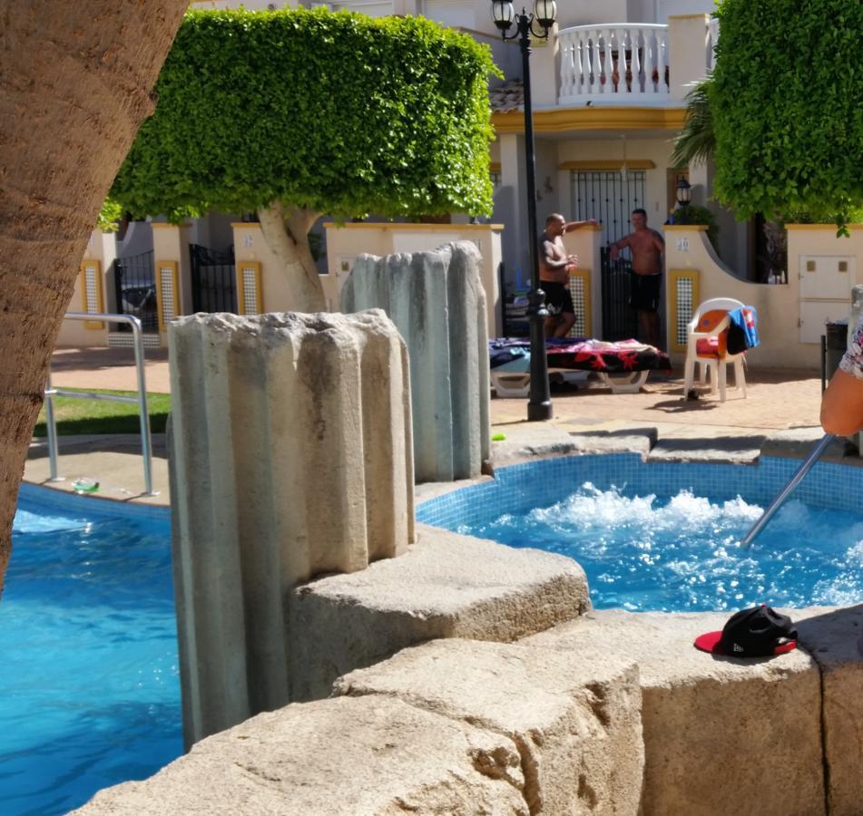 오리후엘라 Oriheula Costa Cabo Roig 6 빌라 외부 사진